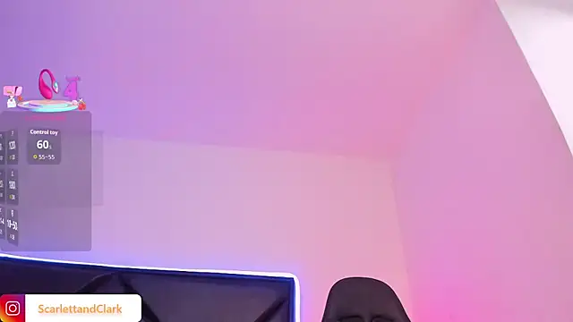 ScarlettAndClark online show from 10/29/25, 01:19