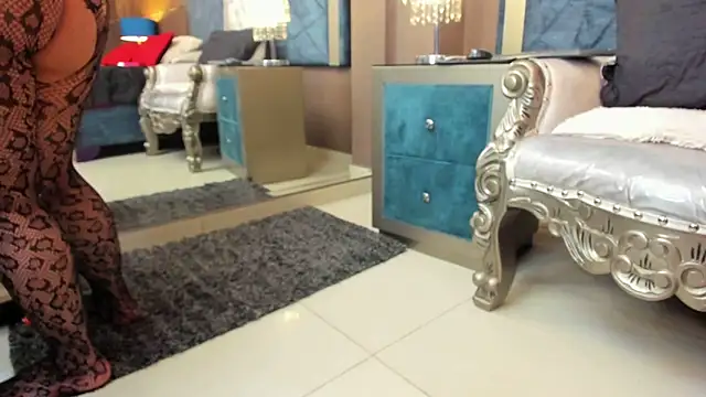 Janna Rousse  online show from 10/28/25, 12:19