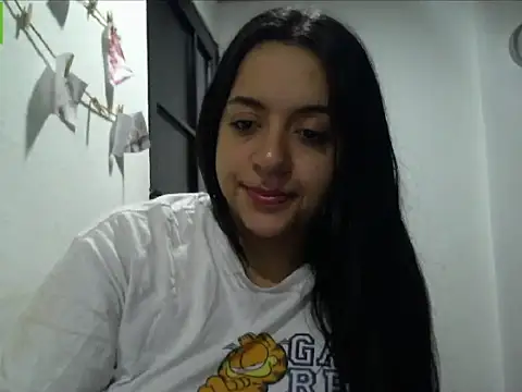 Snapshot of lindakurlinx chatting on 09/14/25, 04:33 lindakurlinx online show from 09/14/25, 04:33