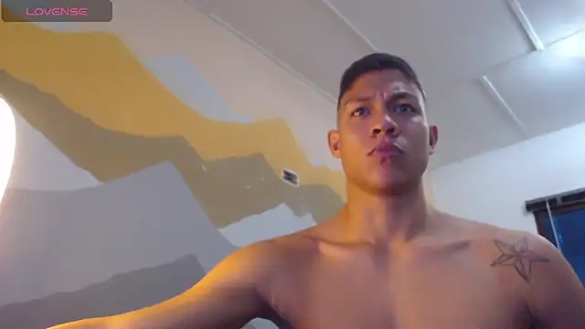 Snapshot of aalan_foxter chatting on 01/12/25, 04:21 aalan foxter online show from 01/12/25, 04:21