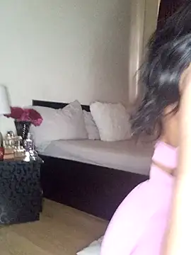 Snapshot of GiseleReine chatting on 03/17/25, 12:57 GiseleReine online show from 03/17/25, 12:57