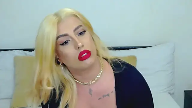 Snapshot of GiseleReine chatting on 10/10/25, 08:46 GiseleReine online show from 10/10/25, 08:46