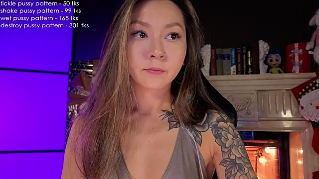 Snapshot of im_casey chatting on 12/15/24, 08:52 im casey online show from 12/15/24, 08:52