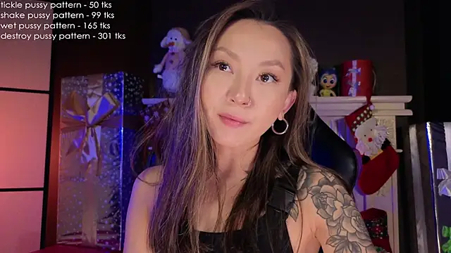 Snapshot of im_casey chatting on 12/29/24, 09:17 im casey online show from 12/29/24, 09:17