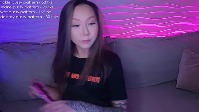 Snapshot of im_casey chatting on 02/23/25, 05:23 im casey online show from 02/23/25, 05:23