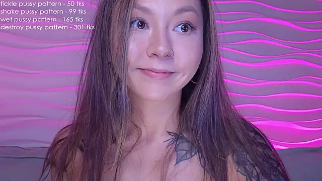 Snapshot of im_casey chatting on 02/26/25, 01:19 im casey online show from 02/26/25, 01:19