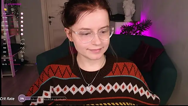 Snapshot of reb_luvng chatting on 12/10/24, 03:01 reb luvng online show from 12/10/24, 03:01
