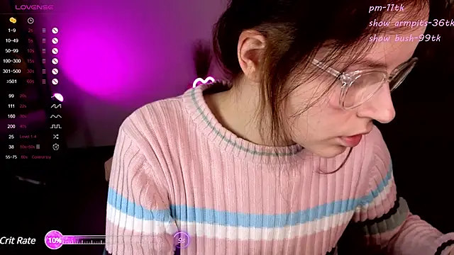 Snapshot of reb_luvng chatting on 12/19/24, 03:08 reb luvng online show from 12/19/24, 03:08