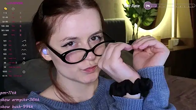 Snapshot of reb_luvng chatting on 02/07/25, 08:53 reb luvng online show from 02/07/25, 08:53