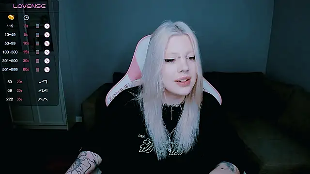   leslie   online show from 12/03/24, 12:59