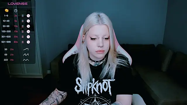  leslie   online show from 12/05/24, 01:17