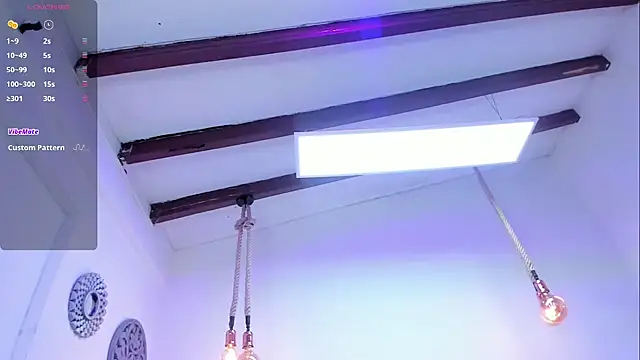 Oriana Guzman online show from 01/02/25, 12:03