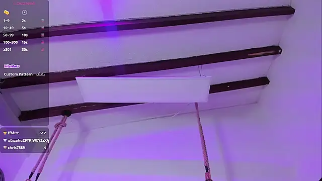 Oriana Guzman online show from 01/04/25, 04:11