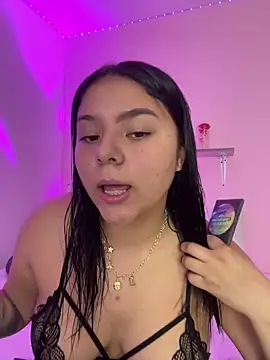 Oriana Guzman online show from 11/23/25, 08:19