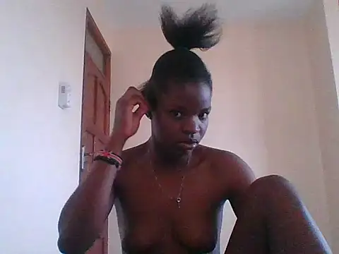 hotgal1112 online show from 09/17/25, 07:43