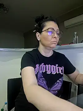 Milf Abigail online show from 02/20/25, 11:21