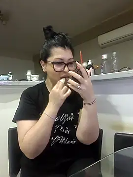 Milf Abigail online show from 11/08/25, 12:33