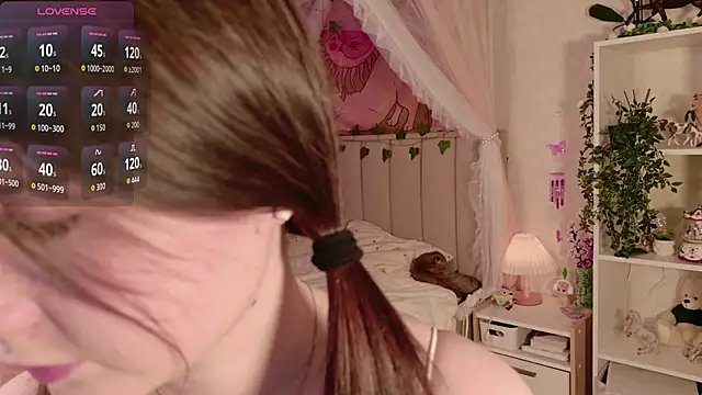 LeraKit online show from 04/24/26, 04:20