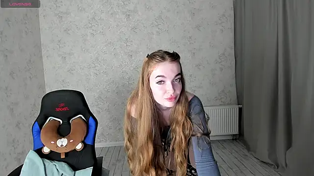 LissaCain online show from 12/04/24, 03:48