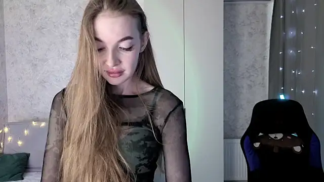 LissaCain online show from 04/19/26, 04:23