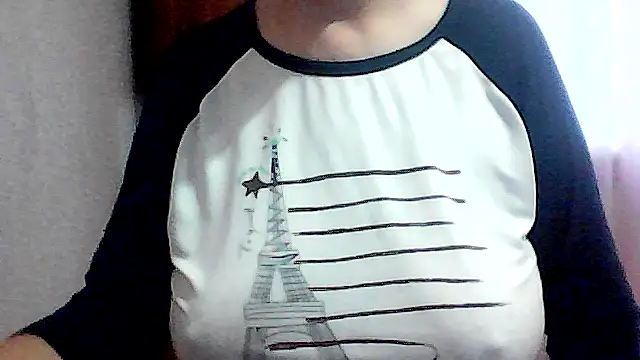 Snapshot of AnaXBerry chatting on 11/05/25, 07:30 AnaXBerry online show from 11/05/25, 07:30