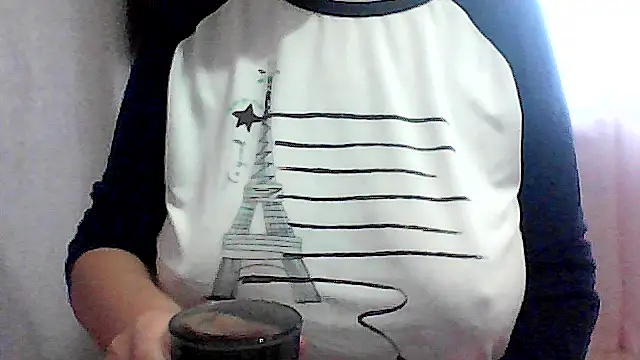 Snapshot of AnaXBerry chatting on 11/23/25, 06:46 AnaXBerry online show from 11/23/25, 06:46