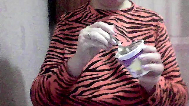 Snapshot of AnaXBerry chatting on 01/05/26, 06:11 AnaXBerry online show from 01/05/26, 06:11