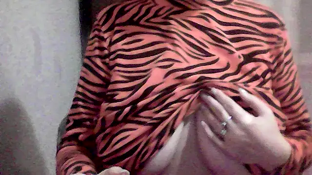 Snapshot of AnaXBerry chatting on 01/14/26, 06:02 AnaXBerry online show from 01/14/26, 06:02