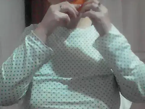 Snapshot of AnaXBerry chatting on 02/09/26, 06:01 AnaXBerry online show from 02/09/26, 06:01