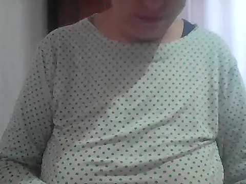 Snapshot of AnaXBerry chatting on 02/10/26, 07:01 AnaXBerry online show from 02/10/26, 07:01