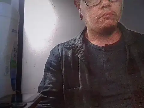 AlanDickson online show from 03/18/25, 02:48