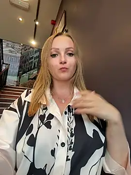 Snapshot of LadyTatiana_Madam chatting on 07/30/26, 03:22 LadyTatiana Madam online show from 07/30/26, 03:22