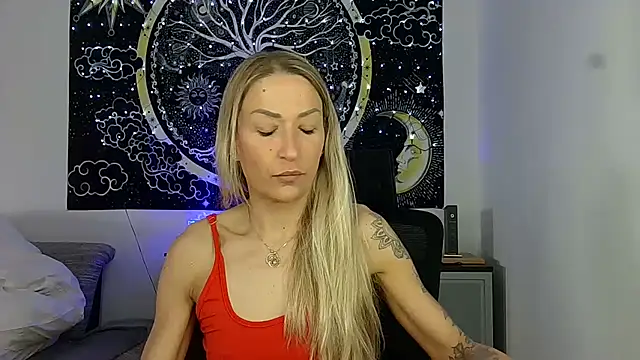 SexxyLiviaa online show from 03/24/26, 06:51