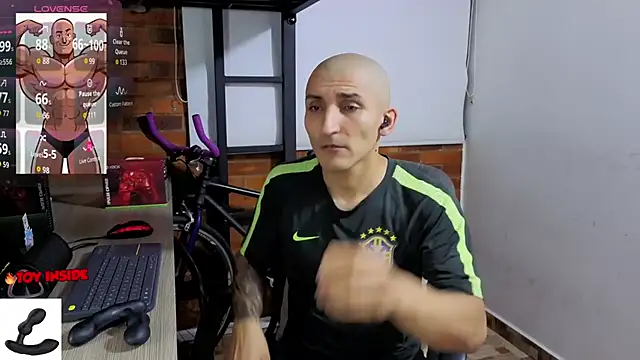 Marck Muscle online show from 04/23/26, 01:29