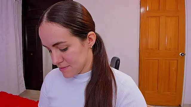 Snapshot of AURORA_FRANKLIN chatting on 12/12/24, 06:31 AURORA FRANKLIN online show from 12/12/24, 06:31