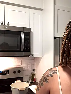 MelSaunders online show from 12/09/24, 01:51