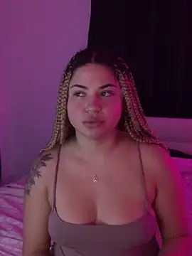 MelSaunders online show from 10/22/25, 01:06