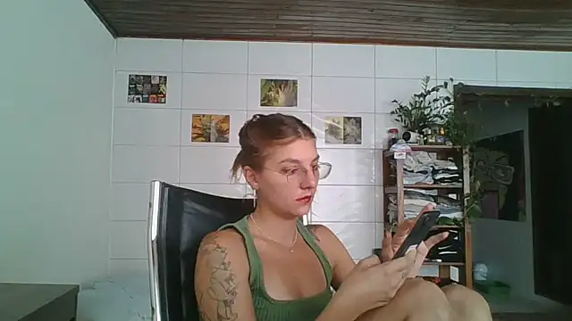 SweetyBabyDemon online show from 02/24/26, 03:43