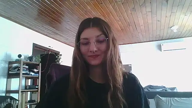 Snapshot of SweetyBabyDemon chatting on 05/10/26, 02:44 SweetyBabyDemon online show from 05/10/26, 02:44