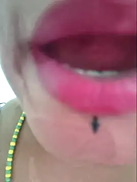 gatadeojosclaros online show from 03/16/26, 01:00