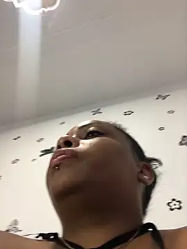 Snapshot of BrianaHazel chatting on 12/19/25, 12:50 BrianaHazel online show from 12/19/25, 12:50