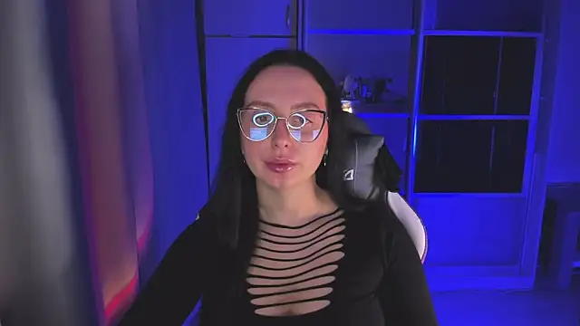 Christy Calypso online show from 11/06/25, 03:35