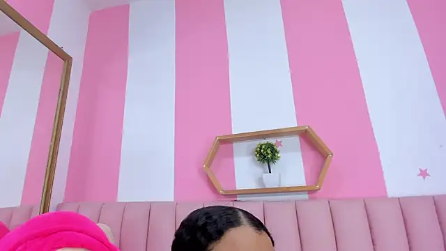 ISABELLA 020 online show from 03/14/26, 12:10