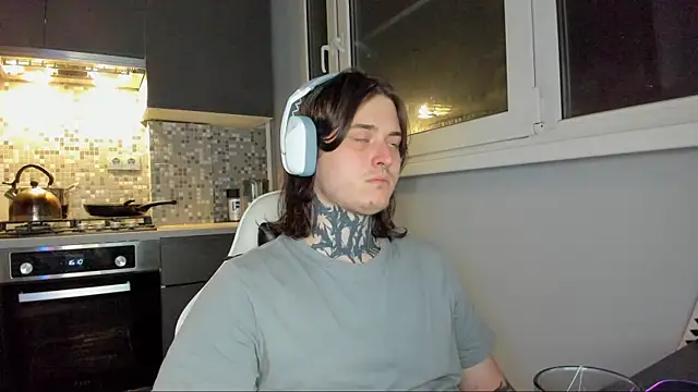 Snapshot of _torfin_ chatting on 12/04/24, 09:35 torfin online show from 12/04/24, 09:35