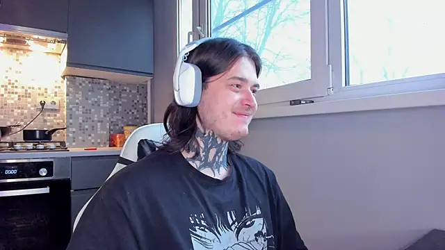 Snapshot of _torfin_ chatting on 12/10/24, 06:54 torfin online show from 12/10/24, 06:54