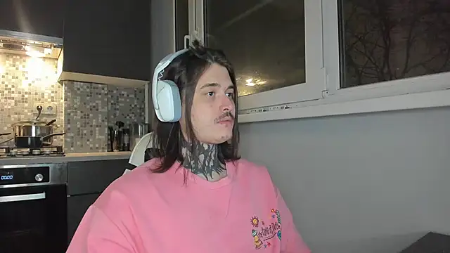 Snapshot of _torfin_ chatting on 12/22/24, 05:53 torfin online show from 12/22/24, 05:53