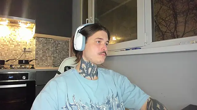 Snapshot of _torfin_ chatting on 01/09/25, 08:01 torfin online show from 01/09/25, 08:01