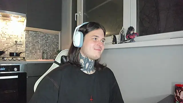 Snapshot of _torfin_ chatting on 03/05/25, 02:46 torfin online show from 03/05/25, 02:46