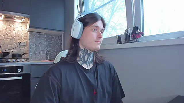 Snapshot of _torfin_ chatting on 03/06/25, 06:08 torfin online show from 03/06/25, 06:08