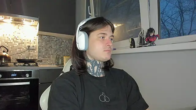 Snapshot of _torfin_ chatting on 03/14/25, 03:59 torfin online show from 03/14/25, 03:59